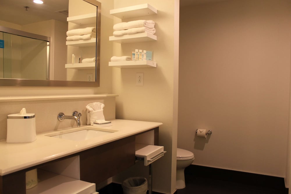 Hampton Inn Bainbridge - photo 19