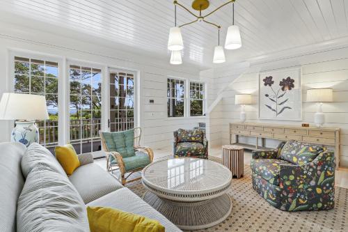 10 Cassina Lane in Hilton Head Island, United States