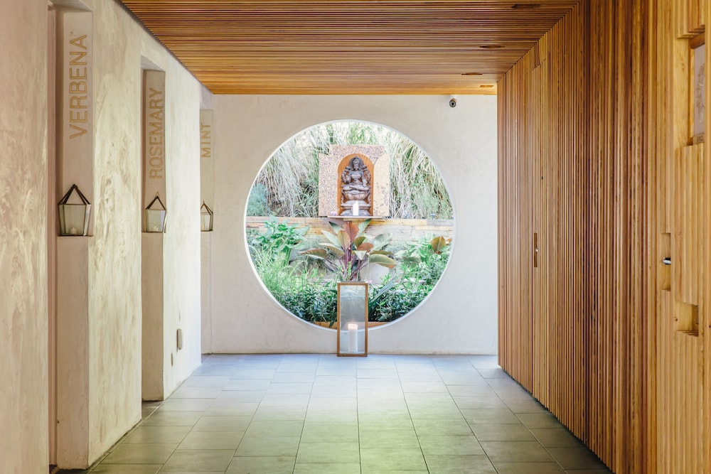 Inn at Moonlight Beach - carbon neutral hotel in Encinitas