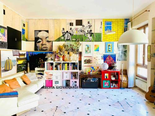 Artistic 2 bedroom condo — 4-Star Luxury Hotel in Milan, Italy