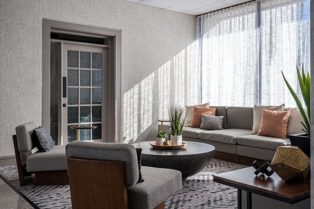 Sheraton Reston Hotel - photo 35