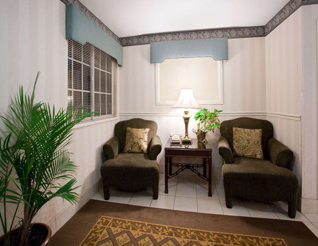 Sonesta Simply Suites Denver West Federal Center - photo 3