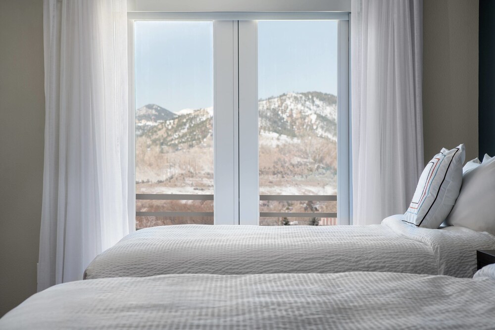 Residence Inn by Marriott Boulder Canyon Boulevard - photo 2