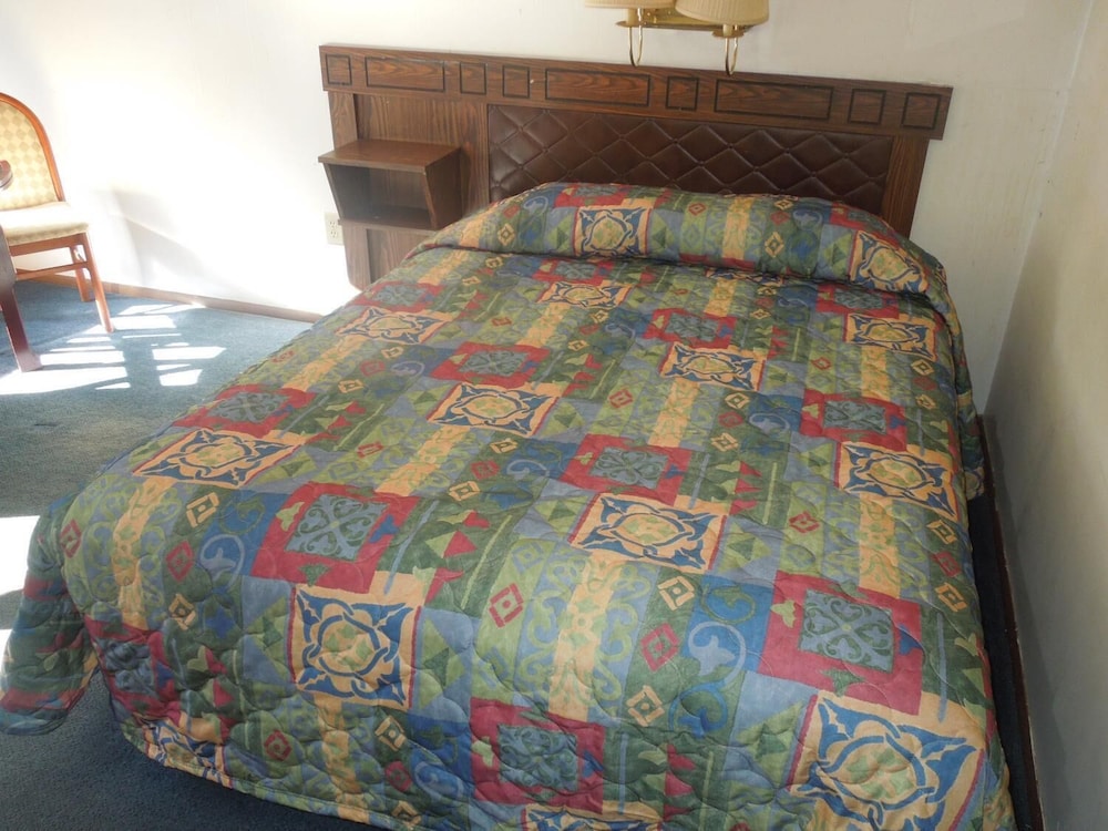 Xenia Country Inn - photo 6