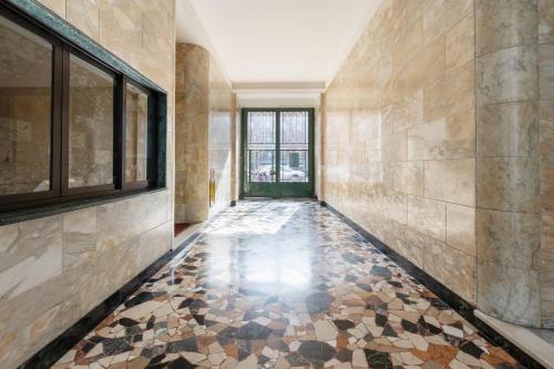 Splendido Quadrilocale Darsena Mirable PM — 4-Star Luxury Hotel in Milan, Italy