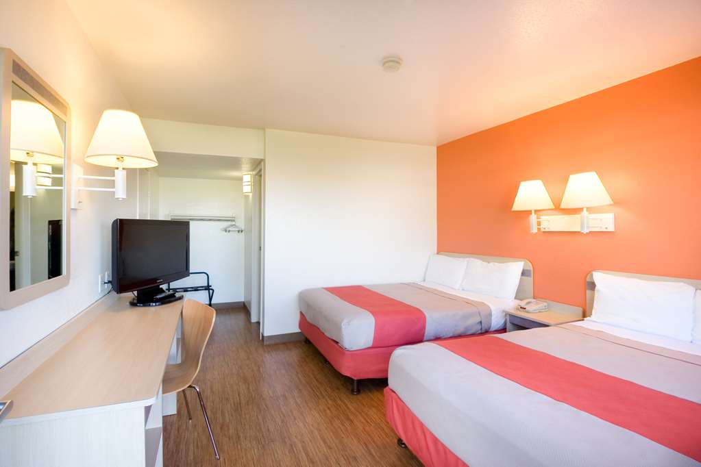 Motel 6 Pendleton OR - photo 20