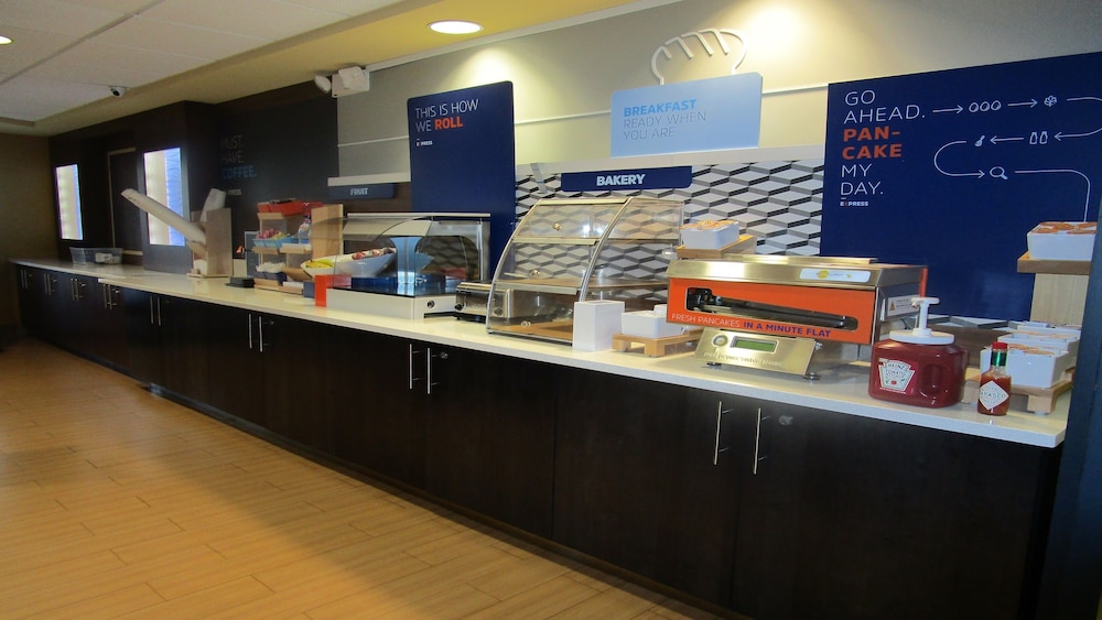 Holiday Inn Express & Suites Ft. Lauderdale Airport West by IHG - photo 51