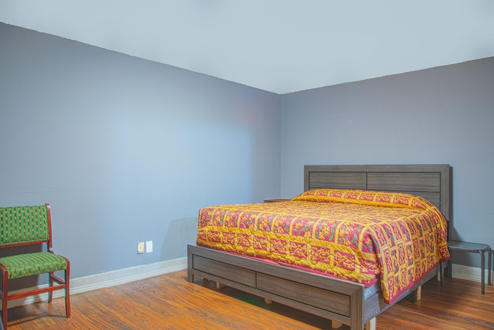 OYO Hotel I 20 Decatur East Atlanta - photo 8