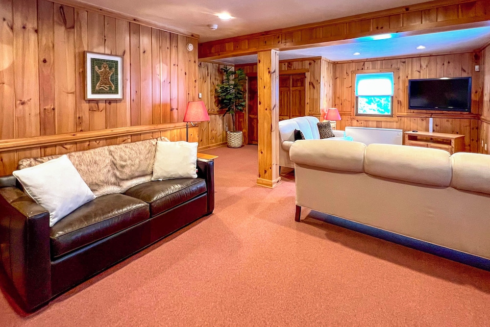 Vacation Rental Home 2 Mi to Windham Mountain - photo 23