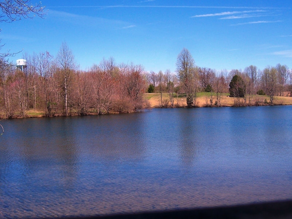 The Smokehouse Lodge and Cabins - photo 78