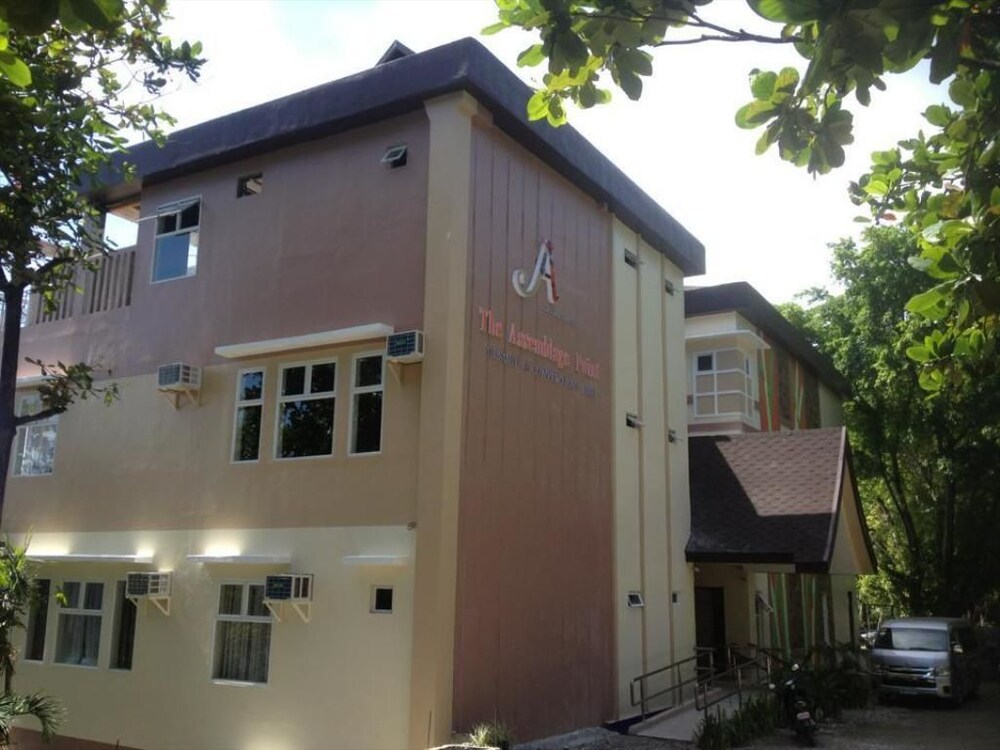 The Assemblage Point Resort and Convention Hub — hotel in San Joaquin
