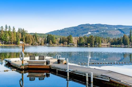 Cain Lake Lodge — 4-Star Luxury Hotel in Sedro-Woolley, United States