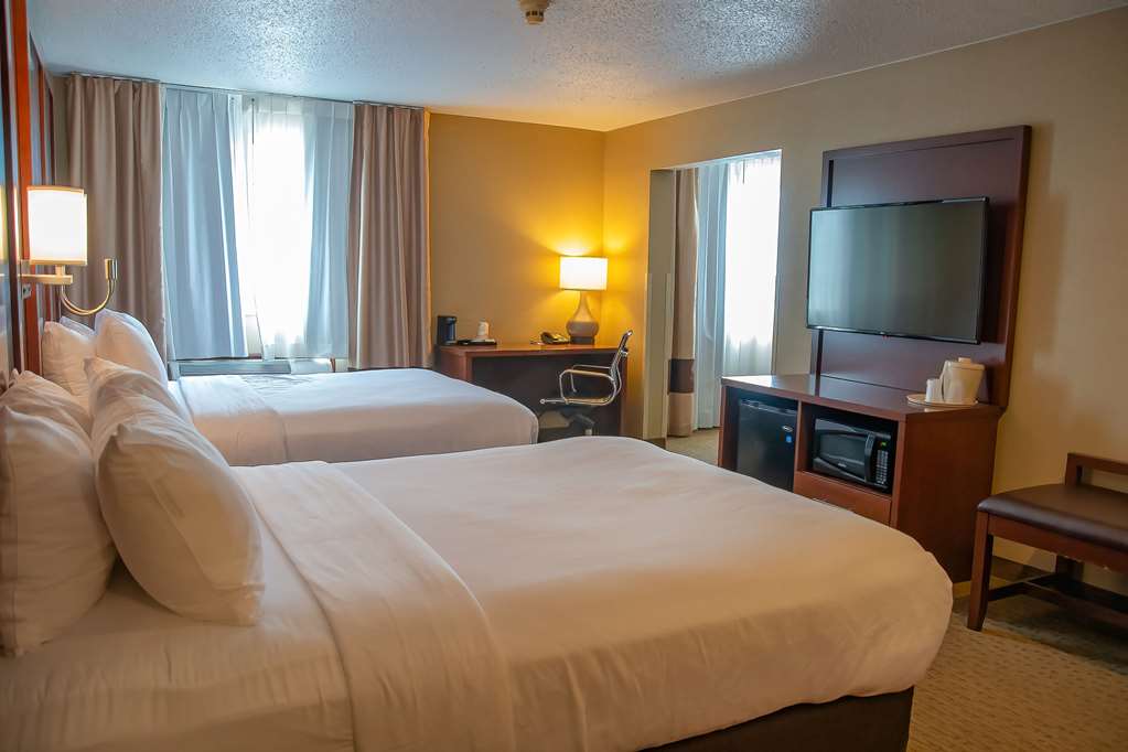 Comfort Inn Near Ouabache State Park - photo 67
