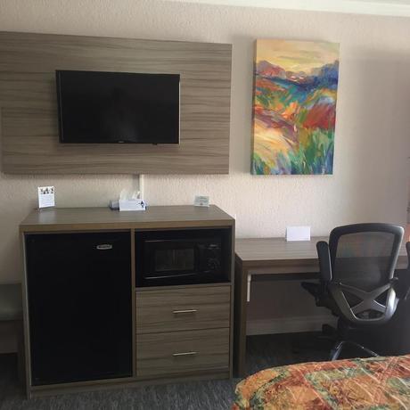 Death Valley Inn - photo 16