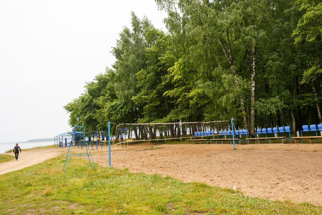 Baza Otdykha Afanasiy — hotel in Ves'yegonsk