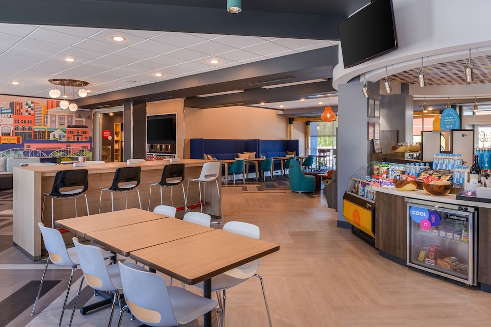 Tru by Hilton Little Rock West - photo 5