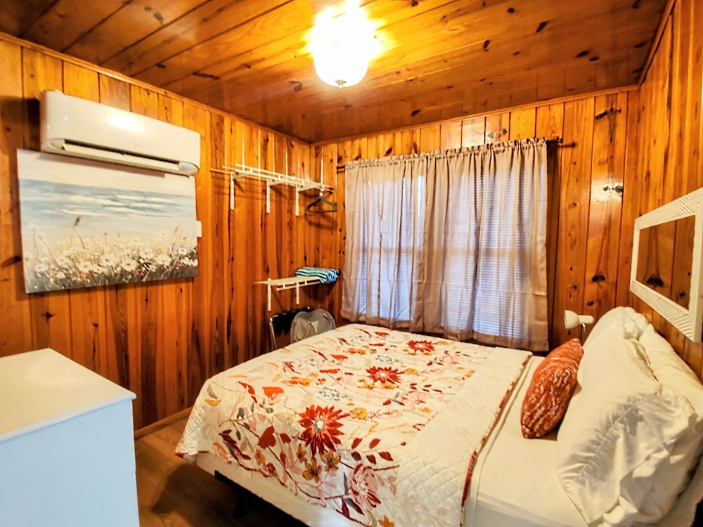Edgewater Resort Cottage #1 - photo 31