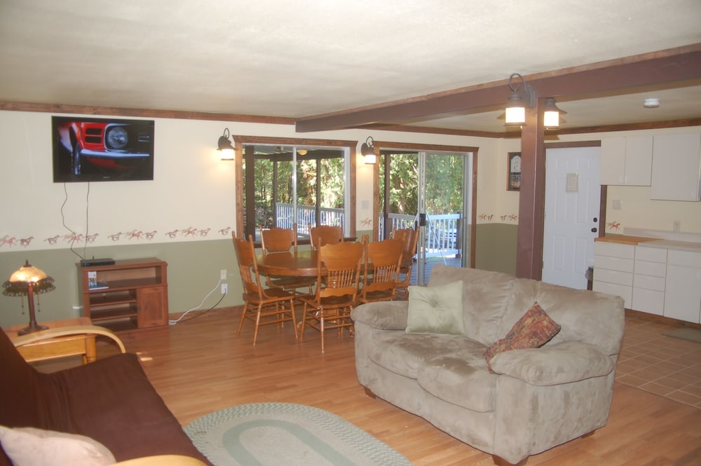 Chehalis Camping Resort Cottage 1 - photo 7