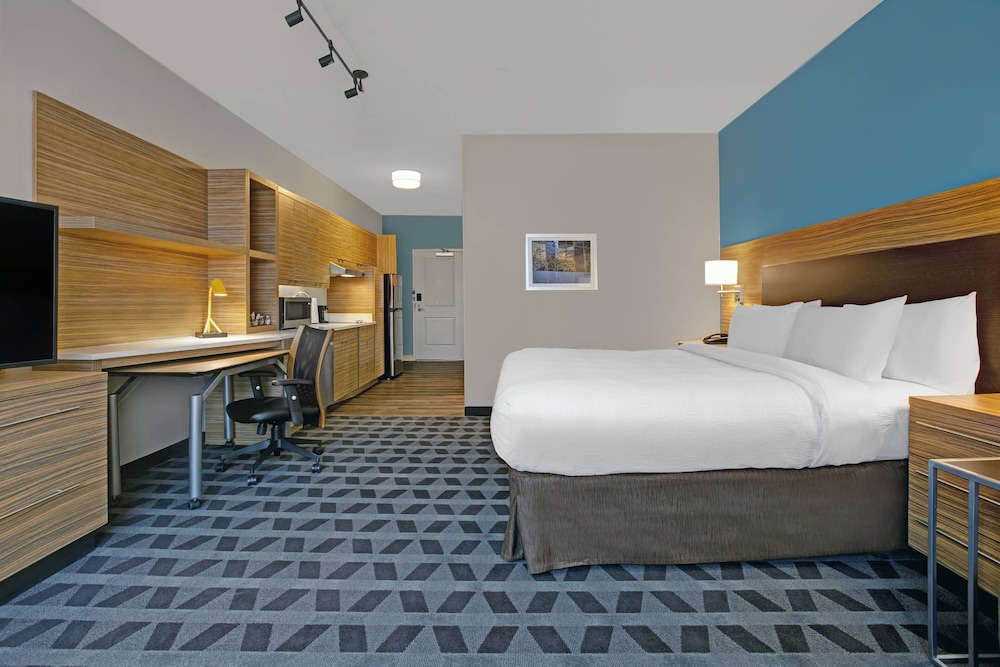 TownePlace Suites by Marriott Potomac Mills Woodbridge - photo 12