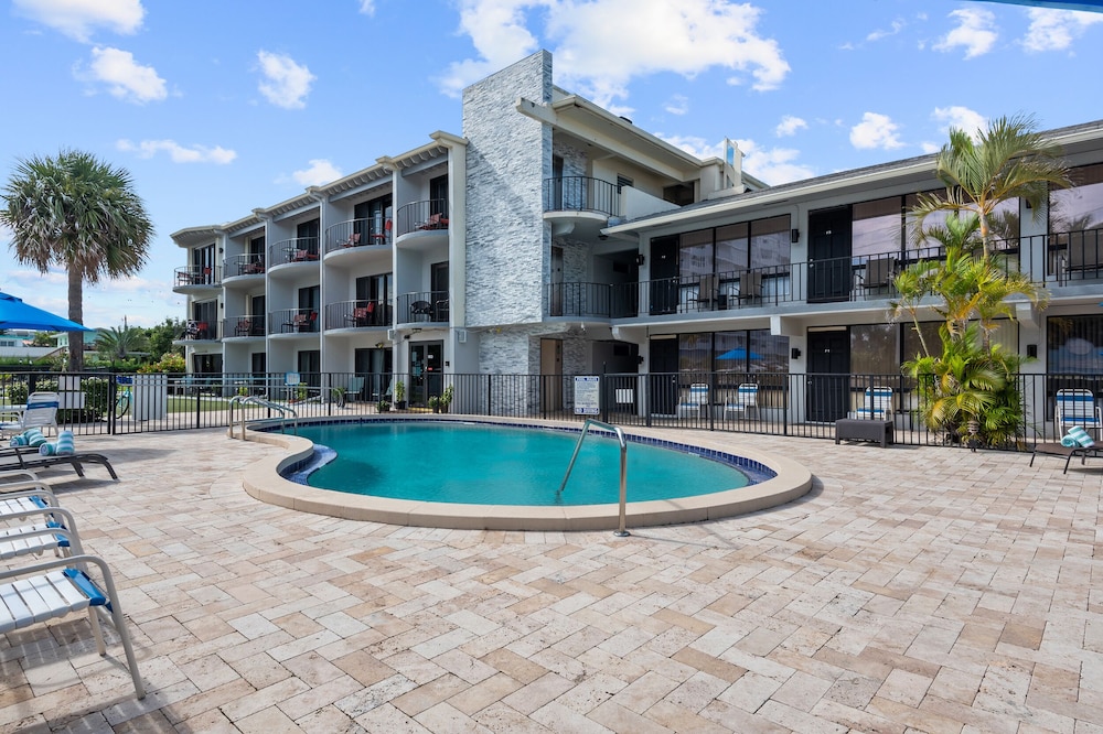 Oceans 735 Of Deerfield Beach — Deerfield Beach