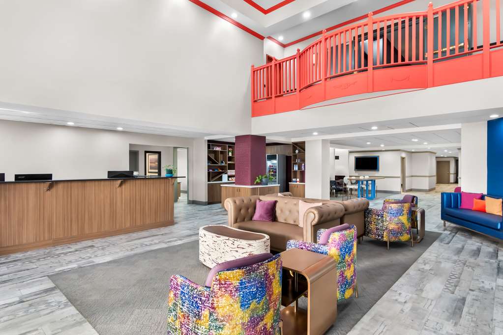 Big Country Hotel & Suites SureStay Collection by BW - photo 3