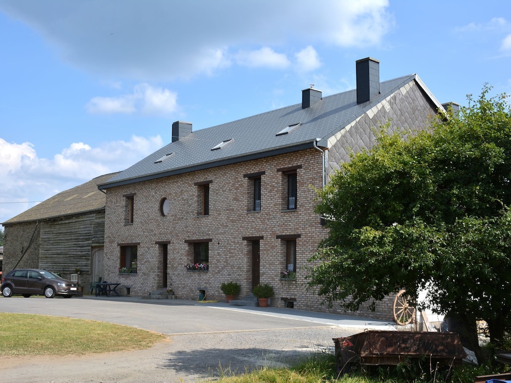 Quietude A La Ferme — hotel in Gedinne