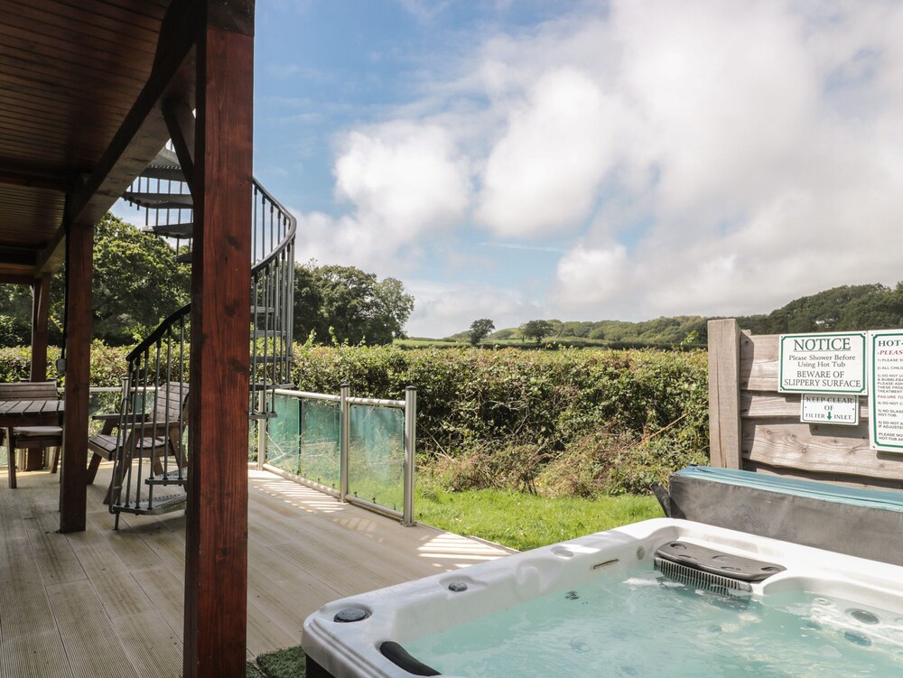 Ash - carbon neutral hotel in Swanage