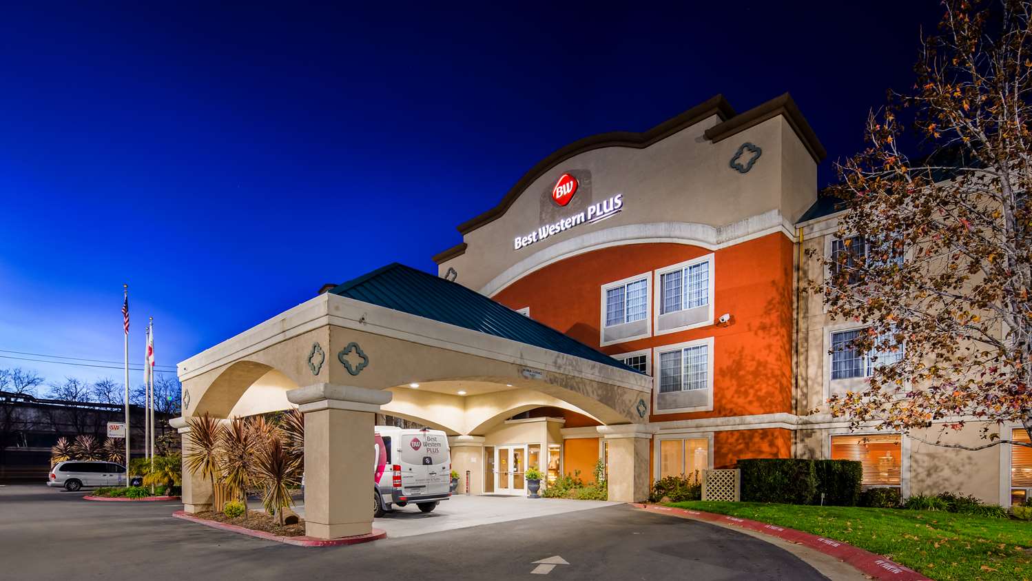 Airport Inn and Suites - photo 23