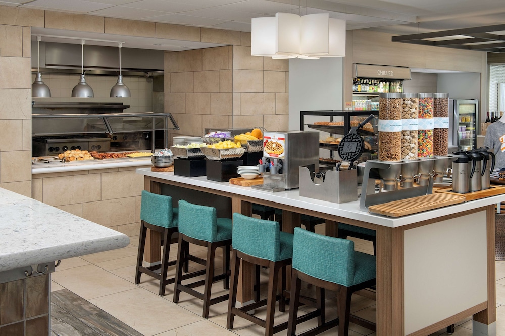 Hilton Garden Inn Knoxville West Cedar Bluff - photo 31