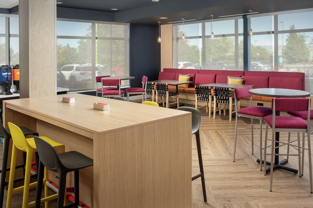 Tru by Hilton Denver Airport Tower Road - photo 29