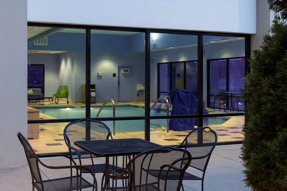 Hampton Inn Bentonville Rogers - photo 43