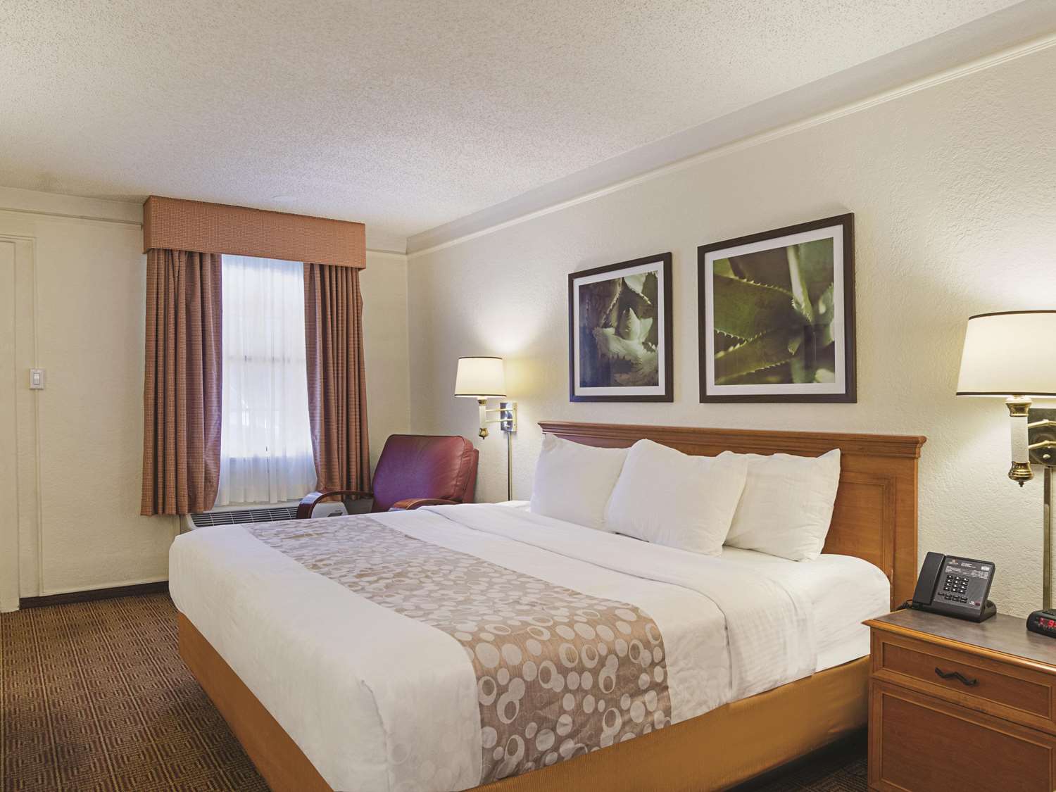 La Quinta Denver Cherry Creek Hotel - photo 16