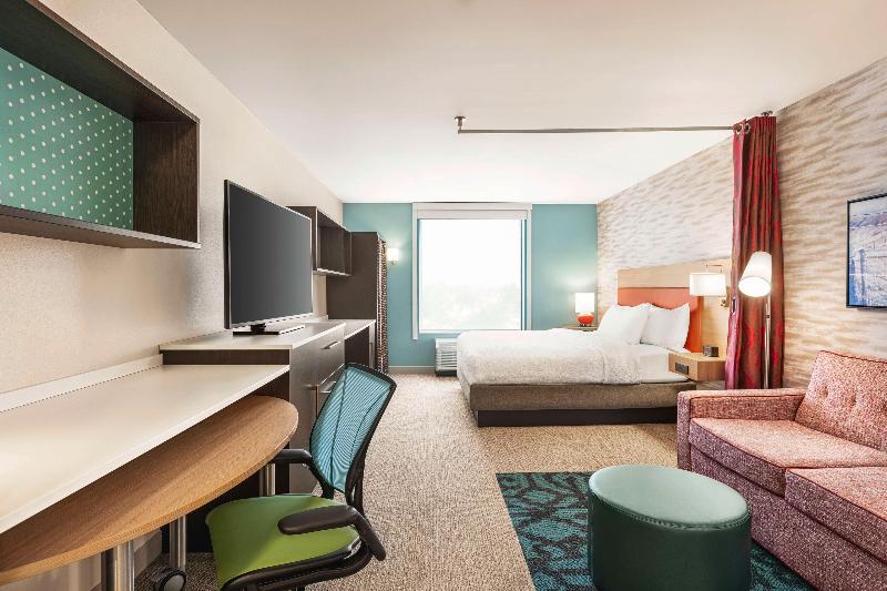 Home2 Suites by Hilton Cheyenne - photo 13