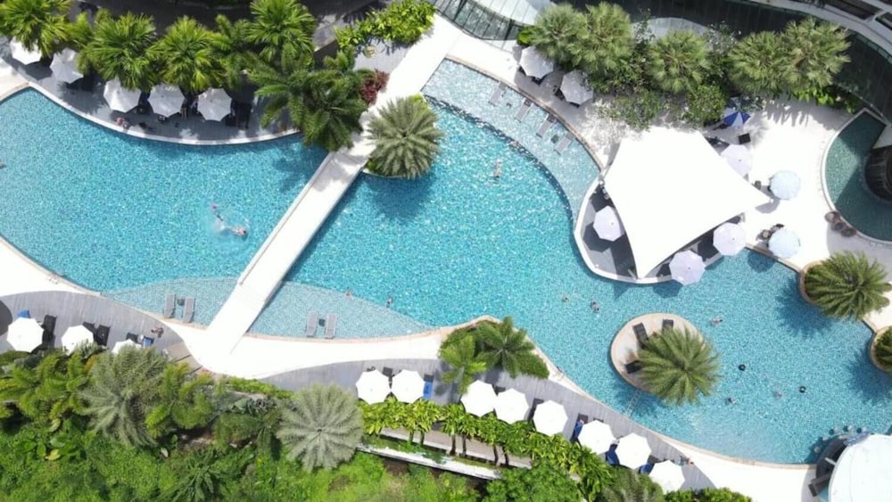 Holiday Inn Resort Phuket Karon Beach by IHG