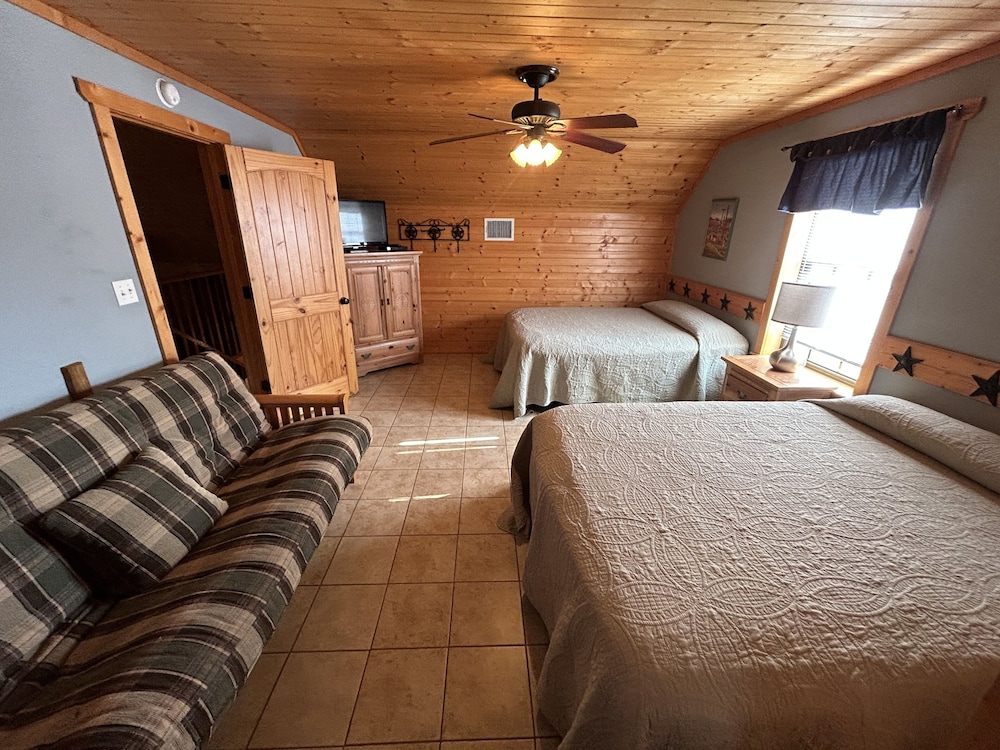 Thunderbird Resort & Event Center - photo 17