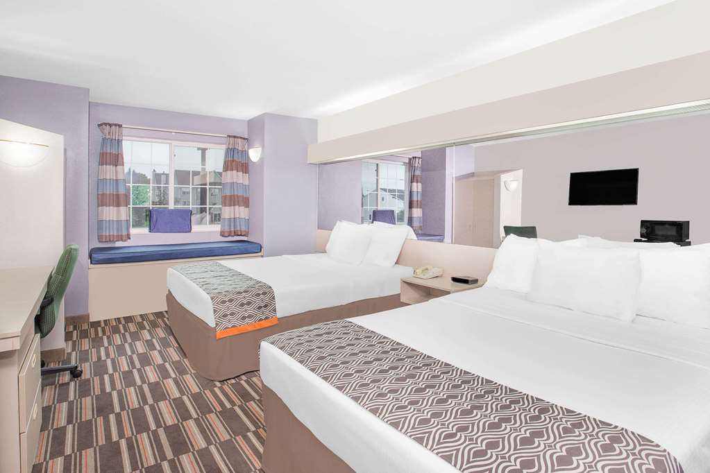 Microtel Inn & Suites by Wyndham Appleton - photo 11