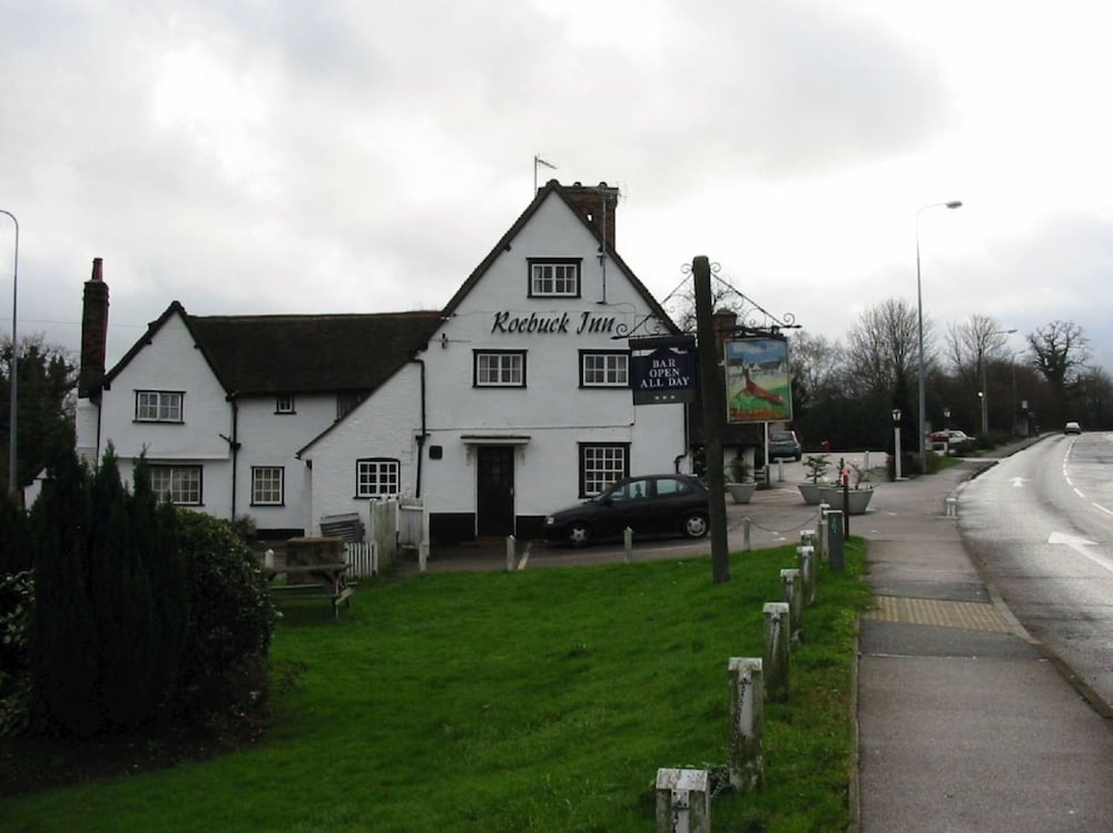 The Roebuck Inn - carbon neutral hotel in Stevenage