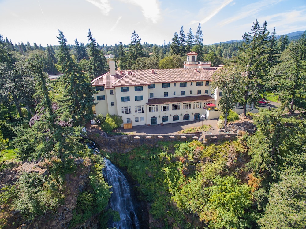 Columbia Gorge Hotel and Spa - photo 50
