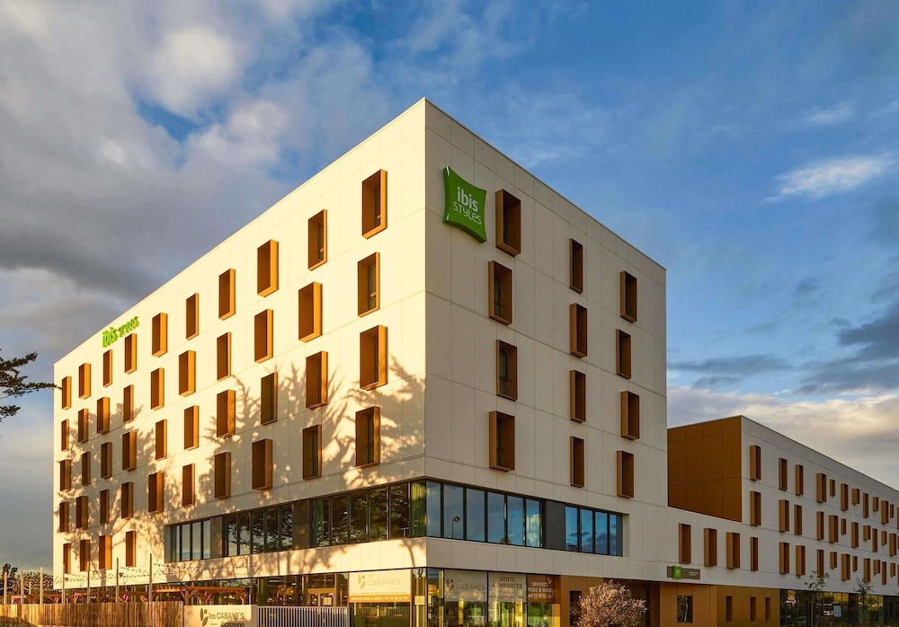 ibis Styles Montpellier Aeroport Parc Des Expos in Mauguio, France