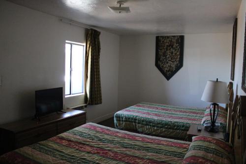 Flagstaff Motel - photo 17