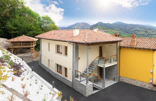 Asturalqui viviendas turísticas adaptadas in Cangas De Onis, Spain