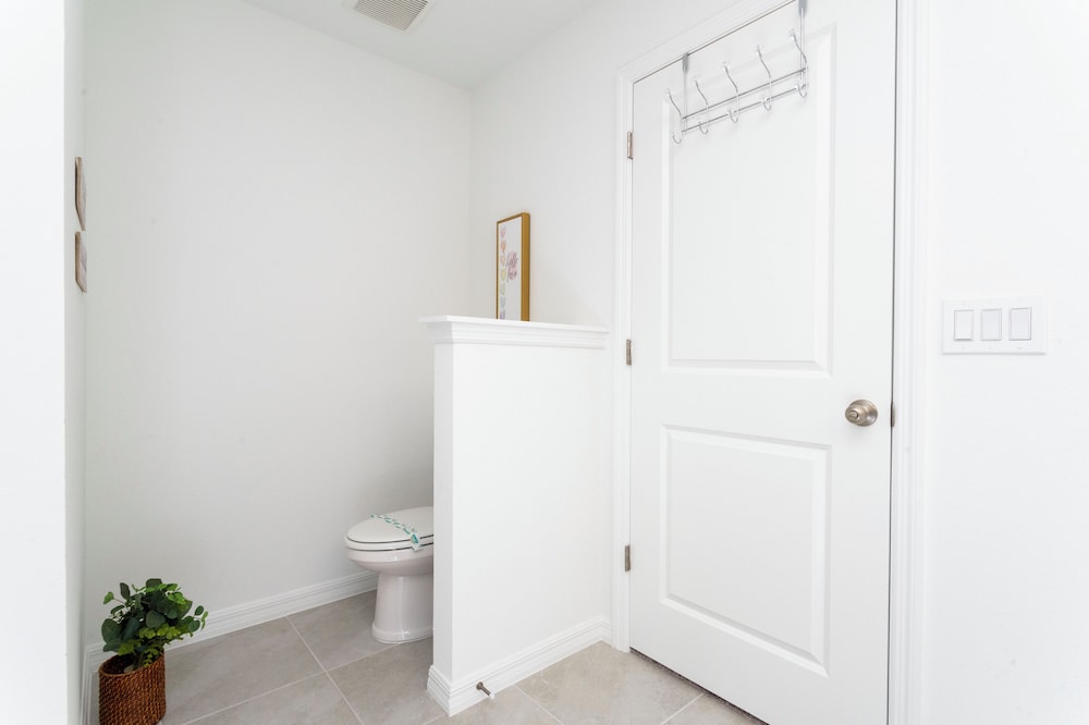 Gorgeous 3Bd Close to Disney Enclaves at Festival 1613 Davenport - photo 16