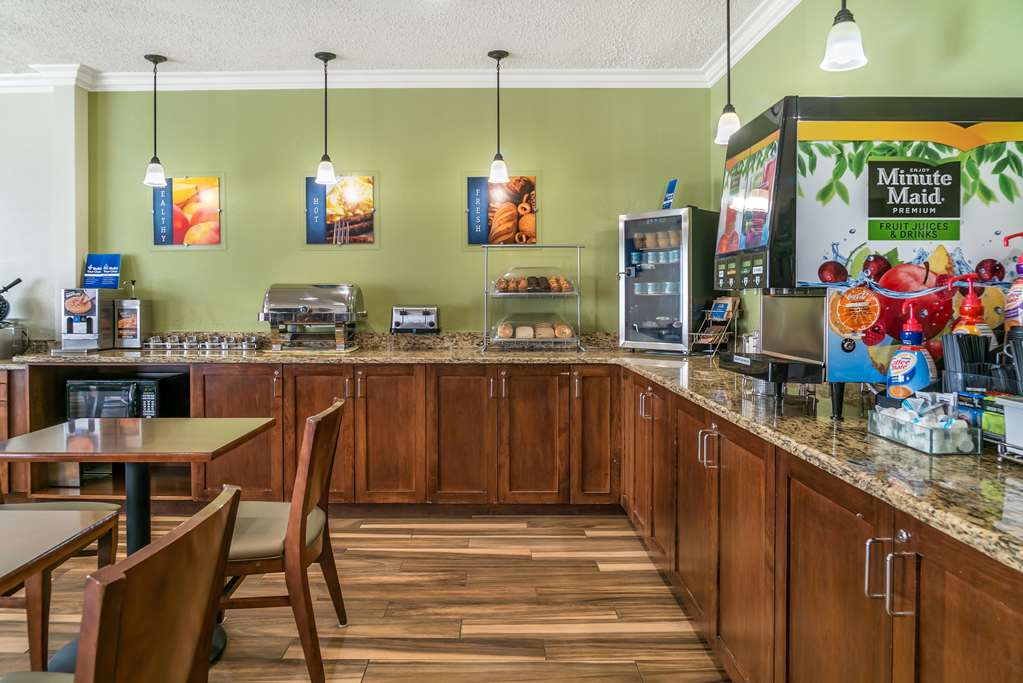 Best Western Of Hartland - photo 40
