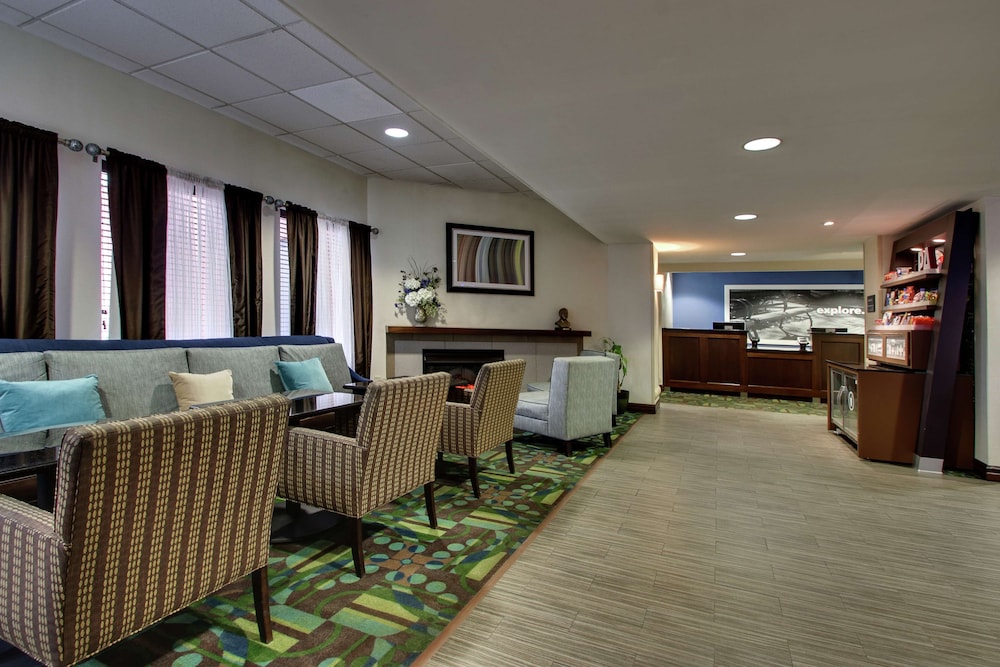 Hampton Inn DuBois - photo 2