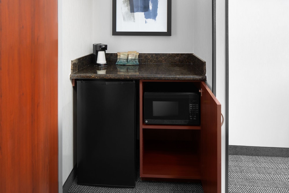 Courtyard by Marriott San Diego Rancho Bernardo - photo 9
