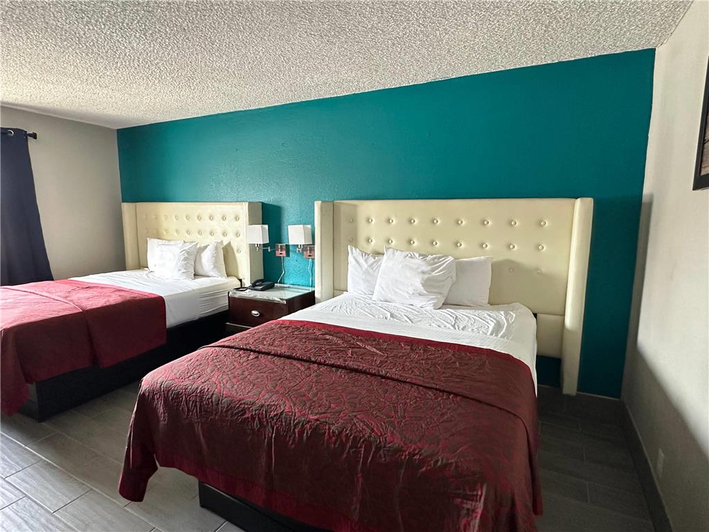 Rodeway Inn Bloomington Normal West - photo 11