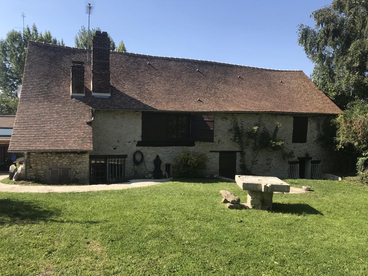 La Source pet-friendly hotel Breuil-Le-Vert