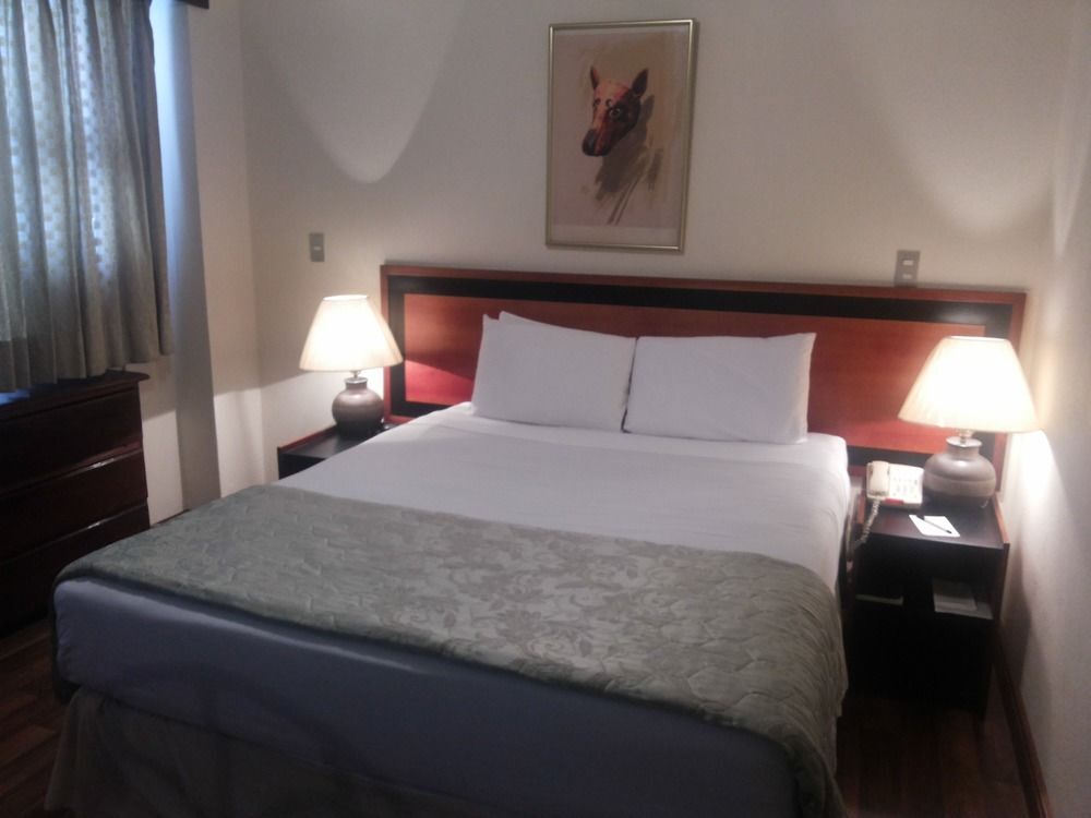 Apart Hotel Suites Reforma — Guatemala City