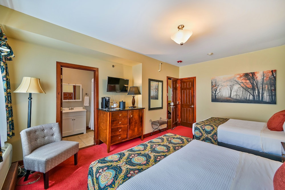 Tom Quick Inn - photo 12