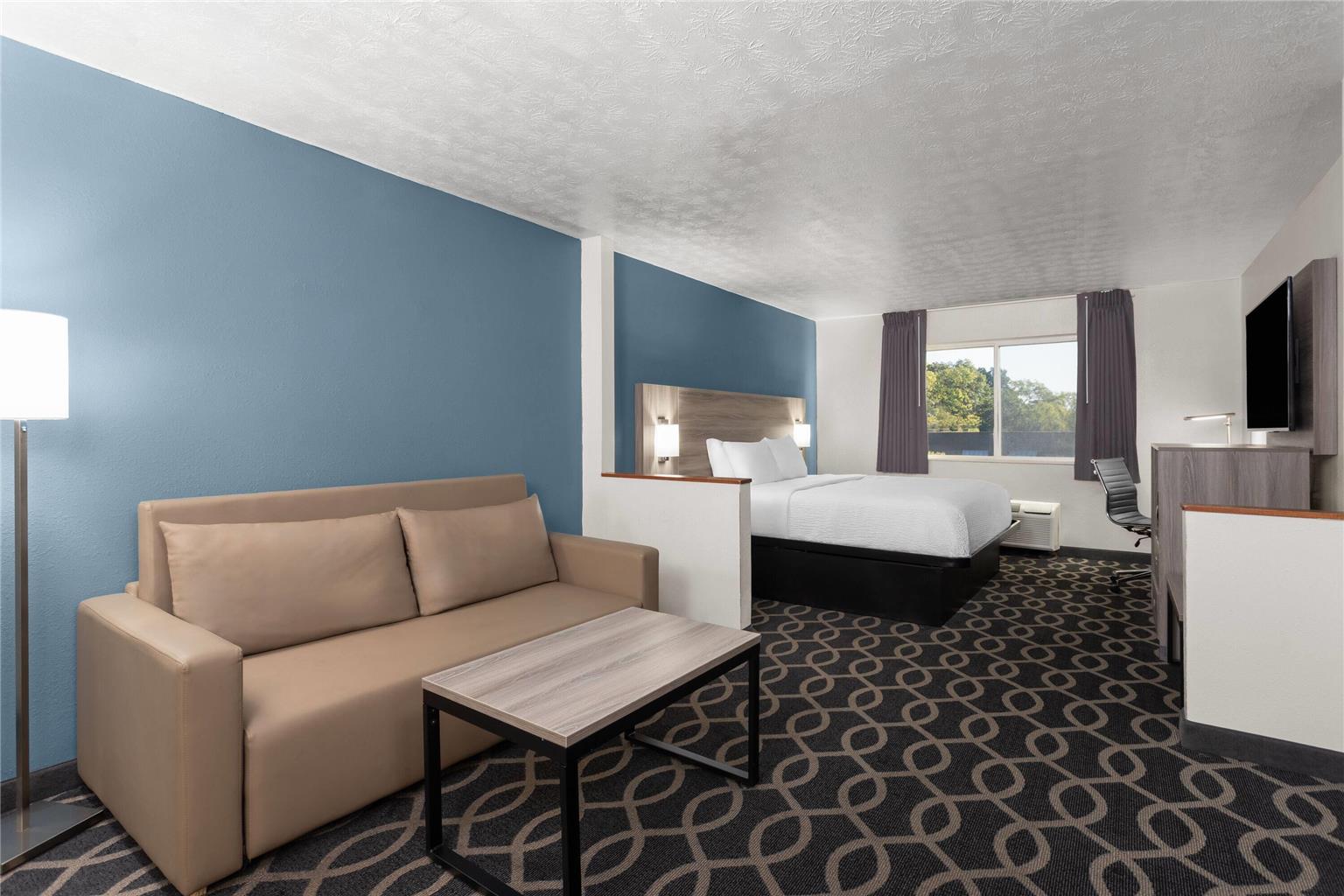 Baymont by Wyndham Piqua - photo 24